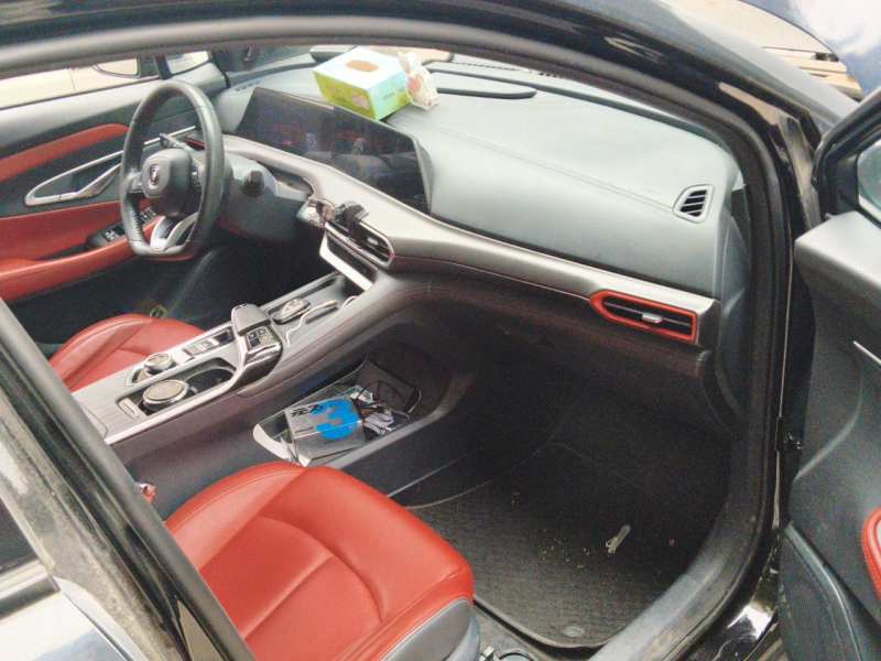 Used CHANGAN UNI-T 2020 1.5T Prestige Version — 21