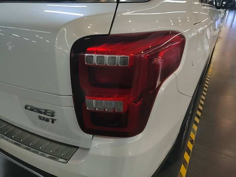 Used GAC Trumpchi GS8 2017 320T Two-Wheel Drive Luxury Smart Connectivity Version (7 Seats) — 7