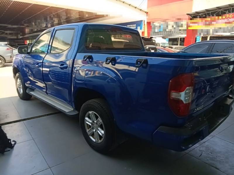 Used SAIC MAXUS T60 2017 2.0T Gasoline Automatic Two-Wheel Drive High-Ride Elite Standard Cabin — 4