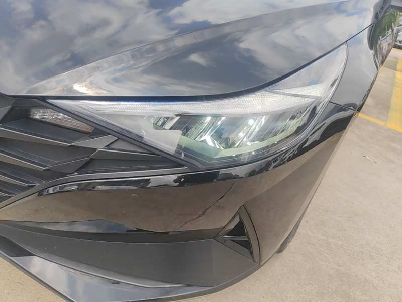 Used Hyundai Elantra 2022 1.5L CVT LUX Black Knight Limited Edition — 23