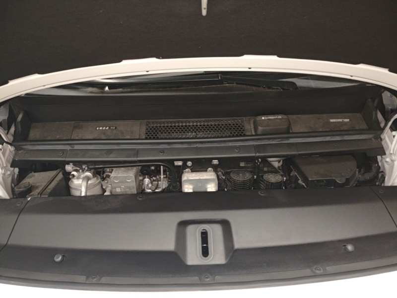 Used Li Auto MEGA 2025 Ultra Smart Refreshed Edition — 19
