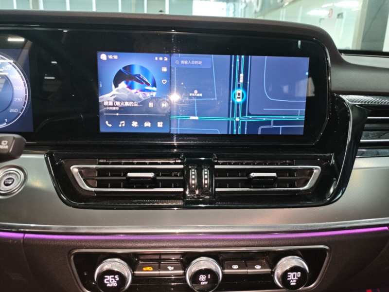 Used Hongqi HS5 2023 2.0T Qixiang Pro Edition — 12