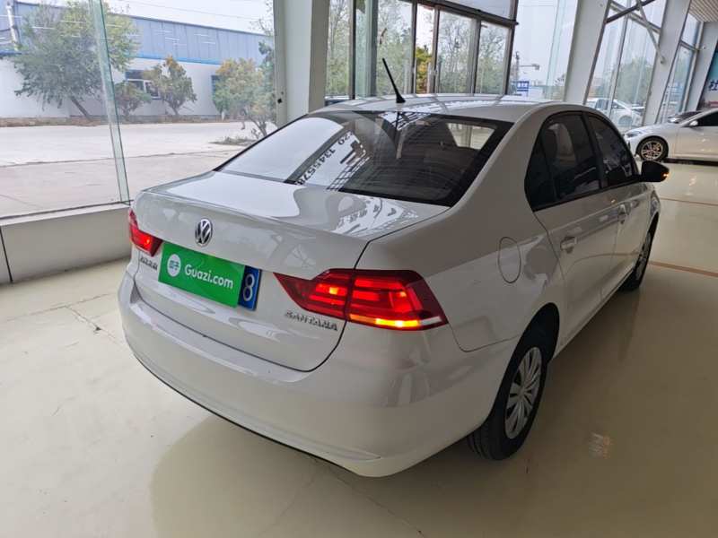 Used Volkswagen Santana 2021 1.5L Automatic Fashion Edition — 6