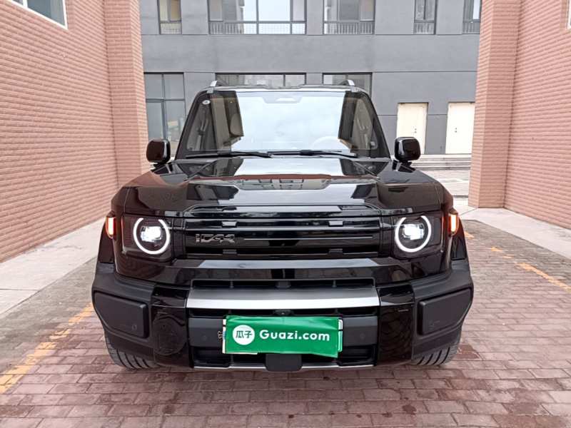Used iCAR V27 2026 Model 200KM Four-Wheel Drive Falcon 500 — 2