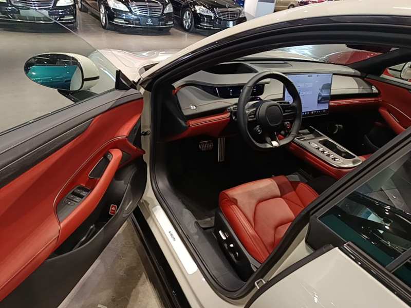 Used Xiaomi Auto SU7 2024 Four-Wheel Drive Ultra-Long Range Advanced Intelligent Driving Max Edition — 15