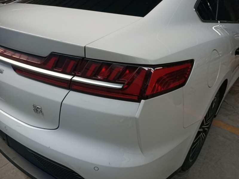 Used BYD Han 2020 EV Long-Range Luxury Model — 7