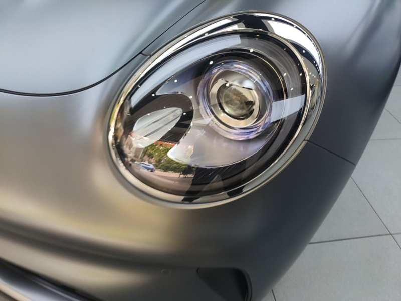Used ORA Good Cat 2025 Model, 430 km Prestige Version — 23