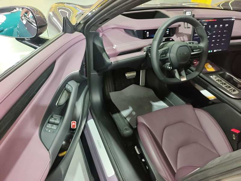 Used Xiaomi Auto SU7 2024 Four-Wheel Drive Ultra-Long Range Advanced Intelligent Driving Max Edition — 15