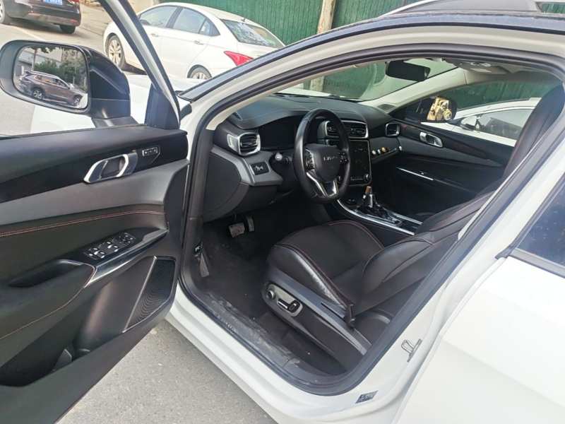 Used Lynk & Co 01 2017 2.0T Four-Wheel Drive Pro Edition — 15