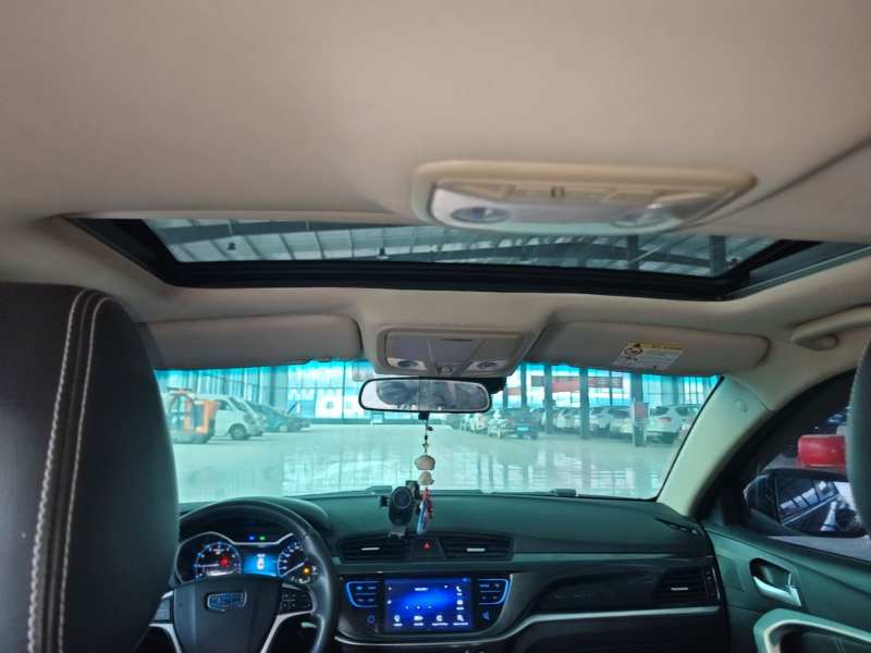 Used Geely Auto Emgrand 2017 Sedan Million Edition 1.3T CVT Upward Version — 17