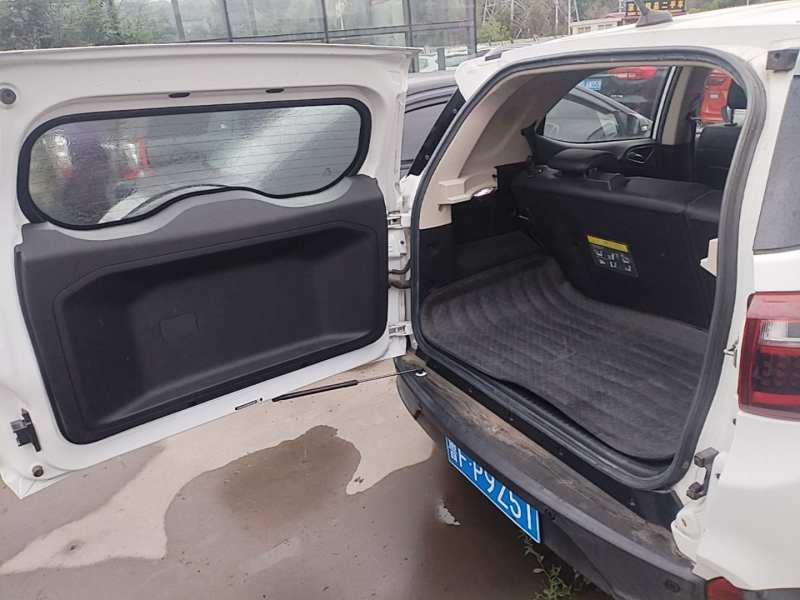 Used BYD Yuan 2017 1.5L Automatic Cool & Connected Model — 18
