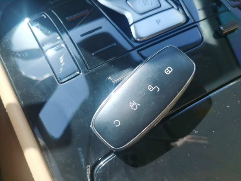 Used Denza D9 2024 DM-i 980 Four-Wheel Drive Prestige Model – Executive — 8