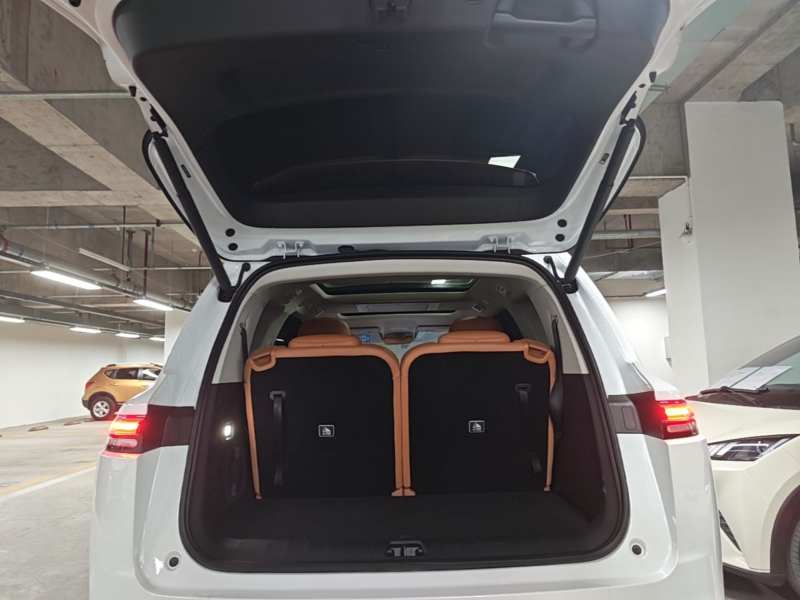 Used Leapmotor C16 2024 Range-Extended 200 Luxury Edition — 18