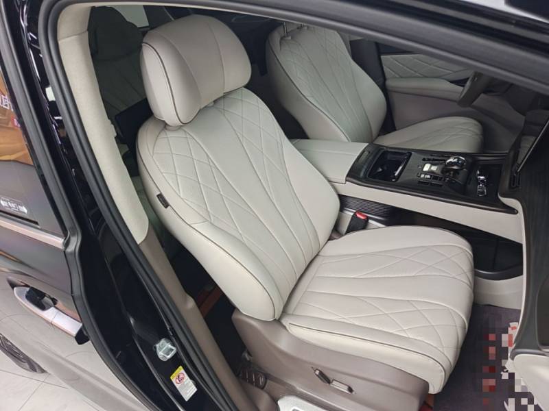 Used Denza D9 2022 DM-i 970 Four-Wheel Drive Flagship Model — 24