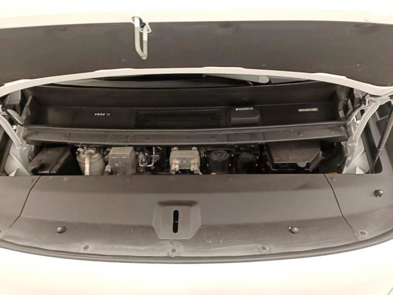 Used Li Auto MEGA 2025 Home Family Special Edition — 19