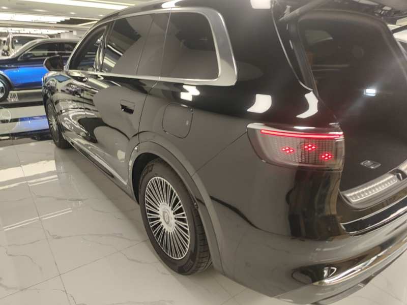 Used Hima AITO M8 2025 Extended-Range Max+ Version 53.4 kWh 5-Seater Edition — 4