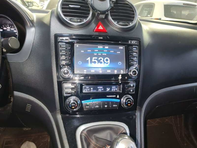 Used Haval H6 2016 Upgraded Model 1.5T Manual Two-Wheel Drive Elite Version — 14
