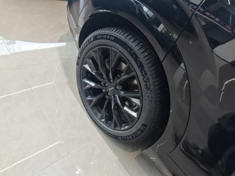 Used Zeekr 7X 2025 100 kWh Long-Range Rear-Wheel Drive with Intelligent Driving Features — 25