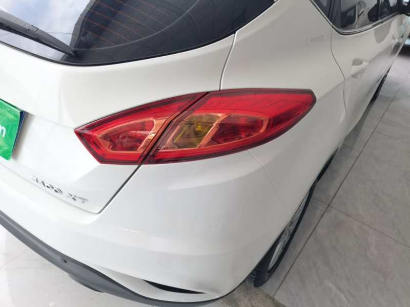 Used CHANGAN Eado 2015 1.6L Manual Junku Model China V Standard — 7