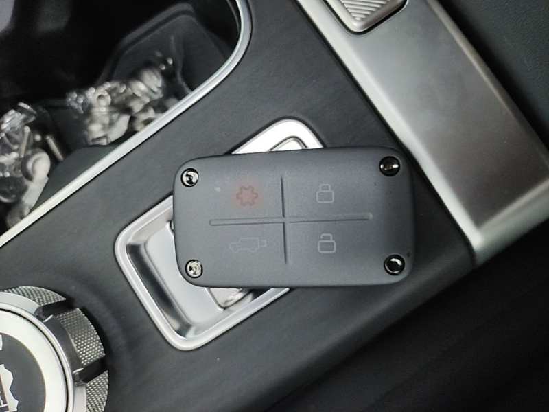 Used iCAR V27 2026 Model 210KM Two-Wheel Drive Falcon 500 — 8
