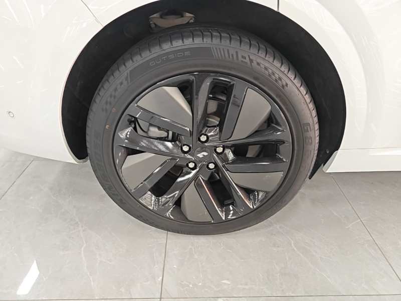 Used Li Auto L6 2024 Pro Model — 25