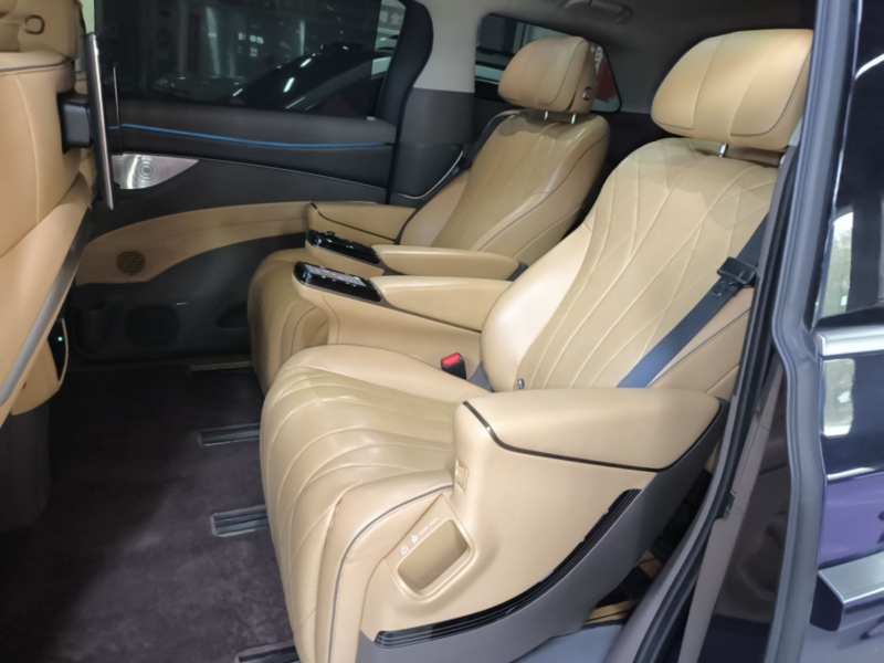 Used Denza D9 2022 DM-i 970 Four-Wheel Drive Flagship Model — 16