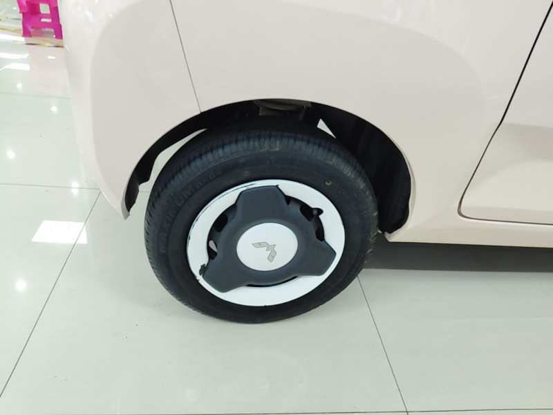 Used Wuling Hongguang MINIEV 2022 Macaron Premium Model – Lithium Iron Phosphate — 25