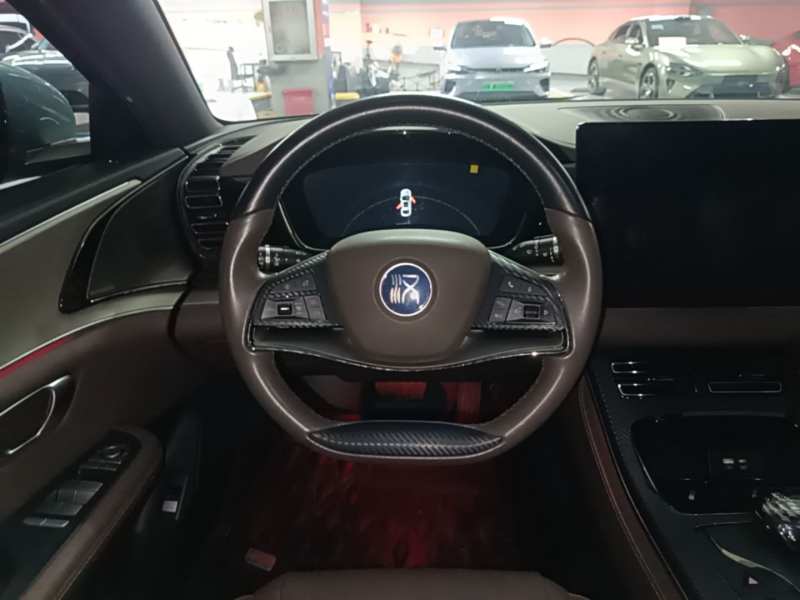 Used BYD Han 2023 EV Champion Edition 605KM Front-Drive Premium Model — 10