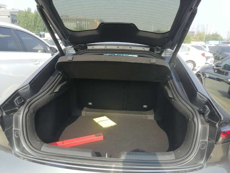 Used CHANGAN UNI-V 2023 1.5T Prestige Model — 18