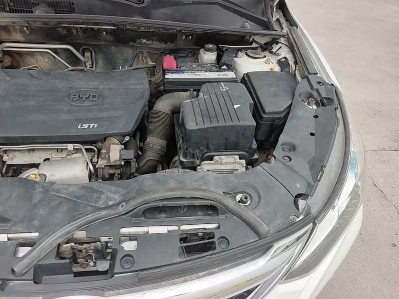Used BYD Song 2016 GaiShi Edition 1.5TI Manual Elite Model — 23