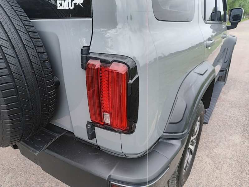 Used Tank 300 2023 City Edition 2.0T—Stylish as Ever — 7