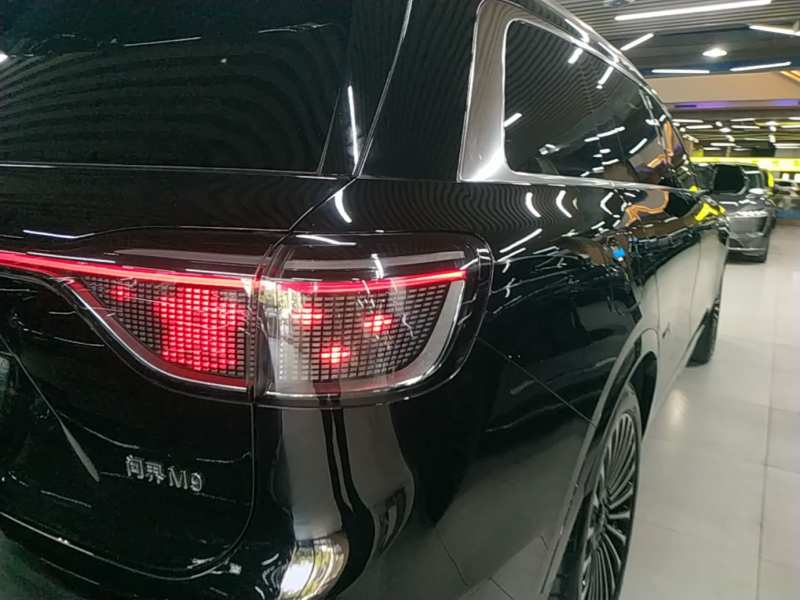 Used AITO/LUXEED/MAEXTRO/SAIC/STELATO AITO M9 2024 Range-Extended Max Edition 42 kWh 5-Seater Version — 7