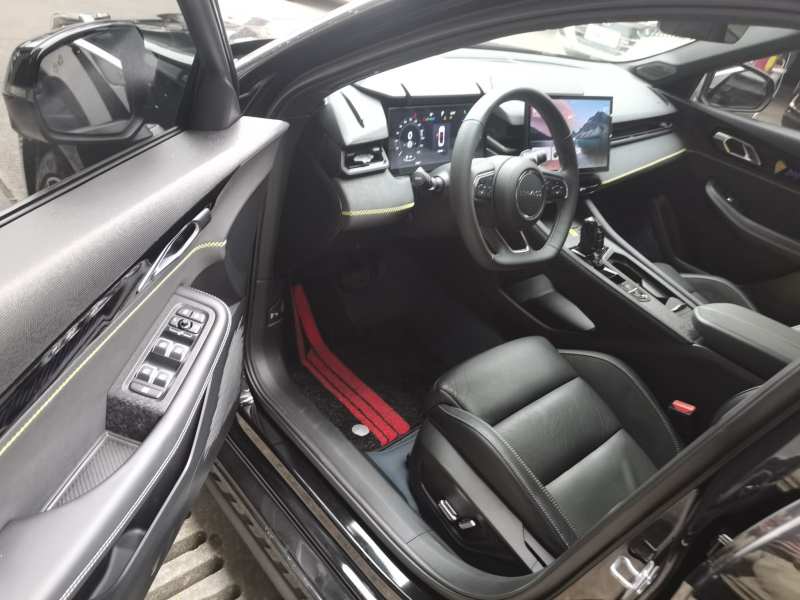 Used Lynk & Co 03 2023 1.5TD DCT JingPro — 15