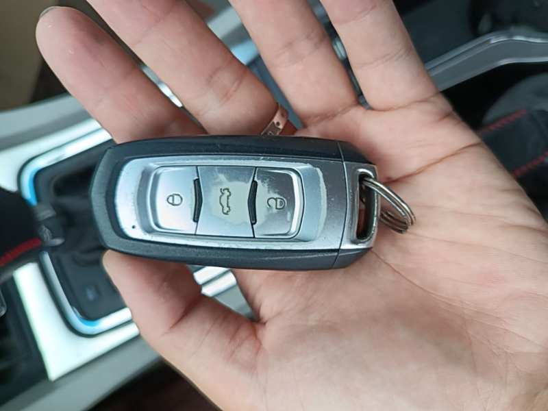 Used Geely Auto Emgrand 2014 Sedan 1.3T CVT Prestige Model — 9