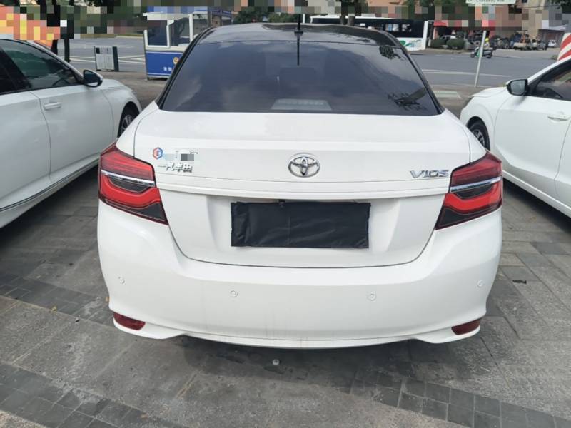 Used Toyota Vios 2022 1.5L 20th Anniversary Edition — 5