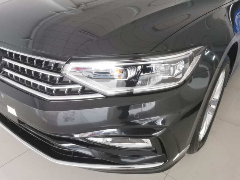 Used Volkswagen Magotan 2023 2 Million Units Limited-Edition 280TSI DSG Comfort Version — 23