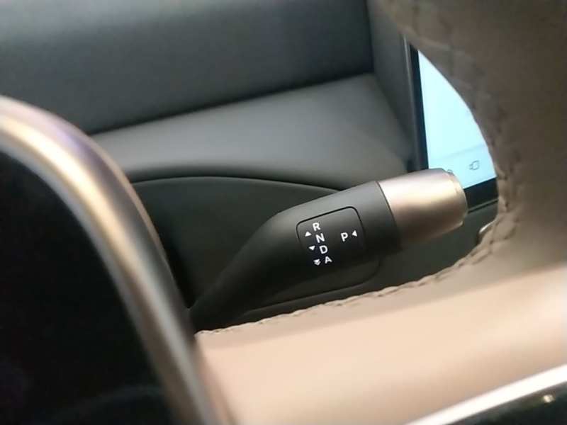 Used Li Auto MEGA 2025 Ultra Smart Refreshed Edition — 13