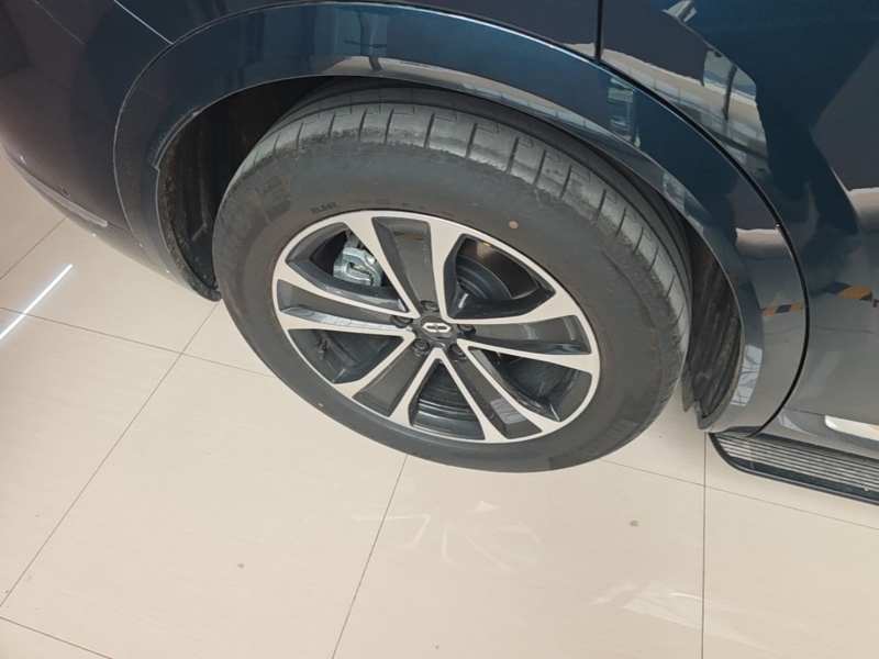 Used Hima AITO M7 2026 Model Range-Extending Ultra All-Wheel Drive 5-Seater Version — 25