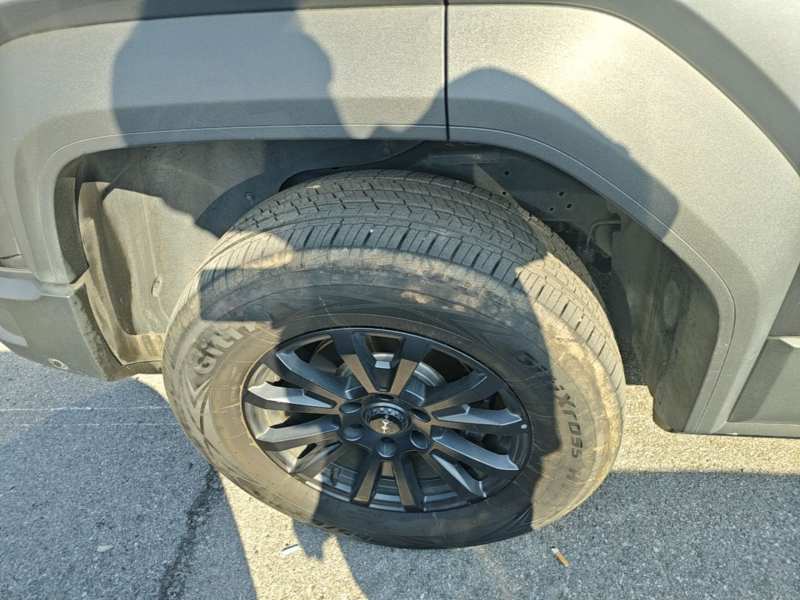 Used Formula Leopard 5 2023 Navigator Edition — 25