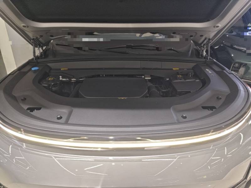 Used Li Auto L8 2025 Ultra Smart Refreshed Edition — 19