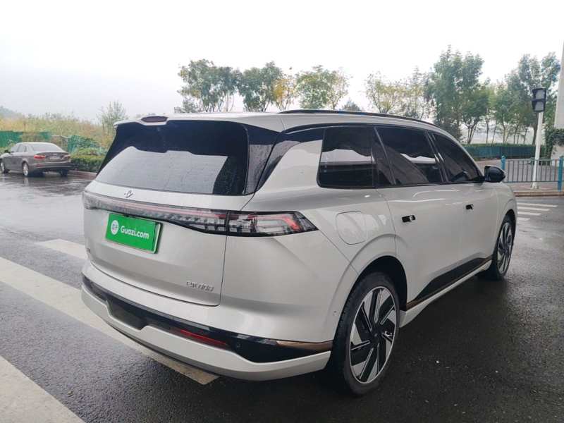 Used Dongfeng eπ eπ008 2025 210 Ultra Range-Extended Version 5 Seats — 6