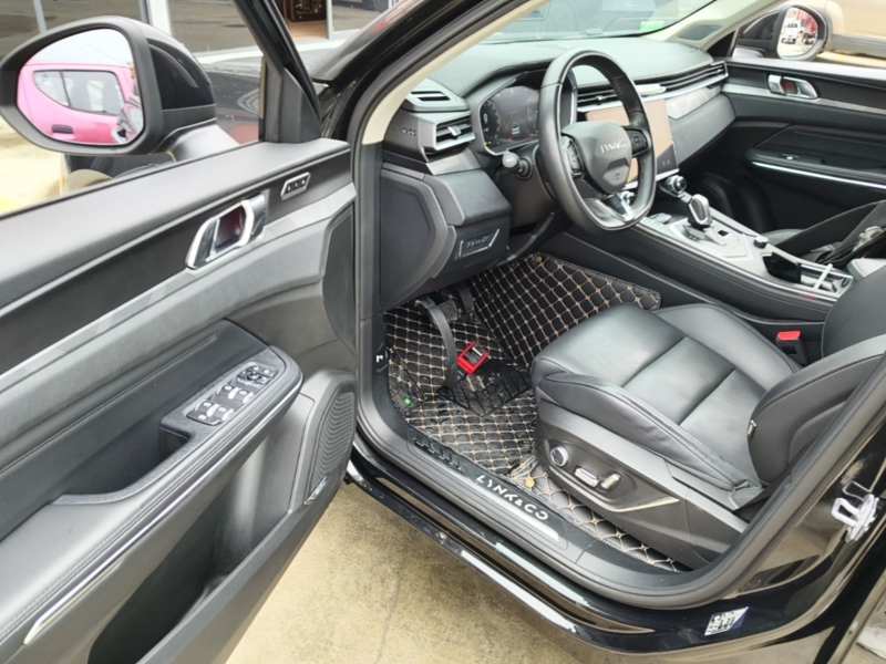 Used Lynk & Co 01 2021 2.0TD Two-Wheel-Drive Pro Trim — 15