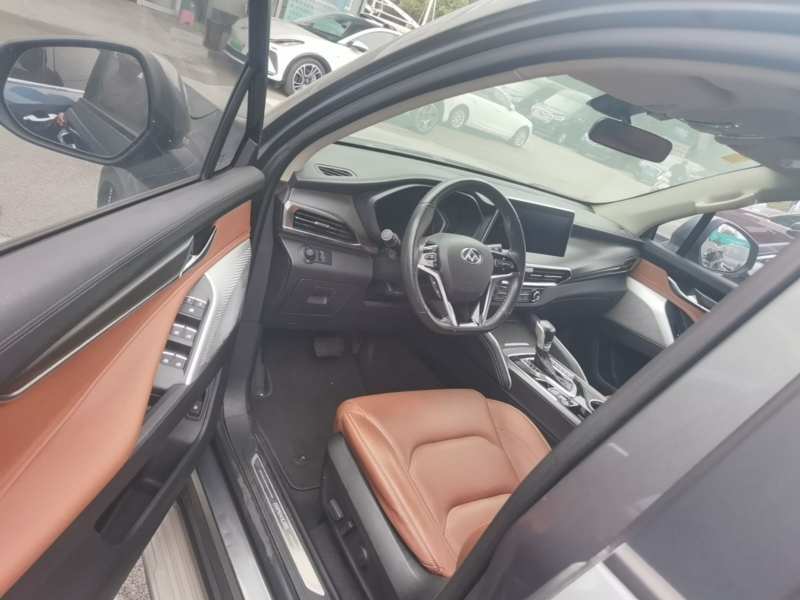 Used SAIC MAXUS D90 2017 2.0T Automatic Two-Wheel Drive – Uranus — 15