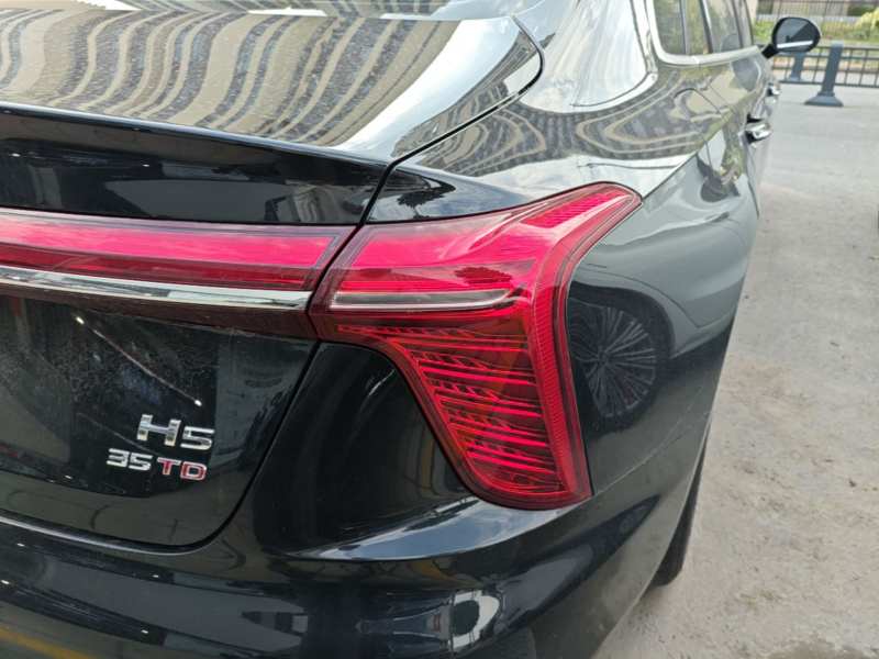 Used Hongqi H5 2024 1.5T DCT Smart Connect Flagship Edition – Chinese Trim Yun — 7
