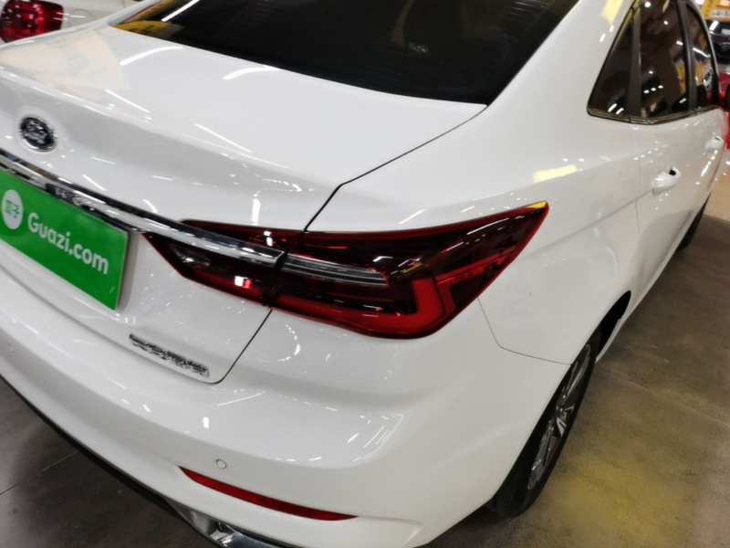 Used Ford Escort 2021 1.5L Automatic Diamond Edition — 7