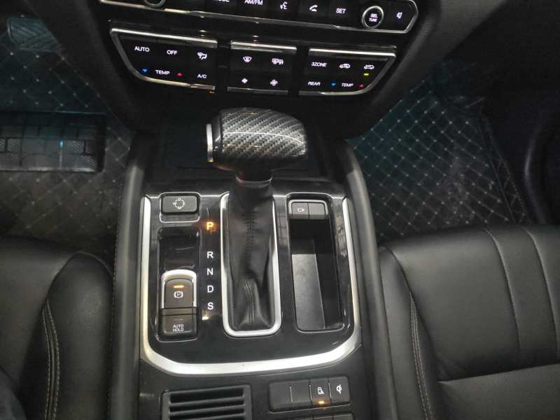 Used GAC Trumpchi GS8 2017 320T Two-Wheel Drive Luxury Smart Connectivity Version (7 Seats) — 13