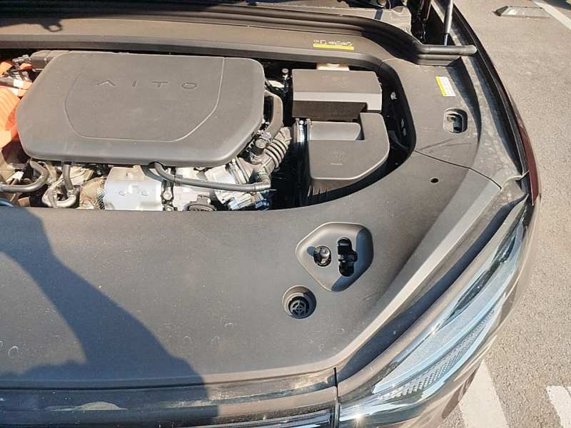 Used Hima AITO M9 2025 Extended-Range Ultra Version 52 kWh 6-Seater — 23