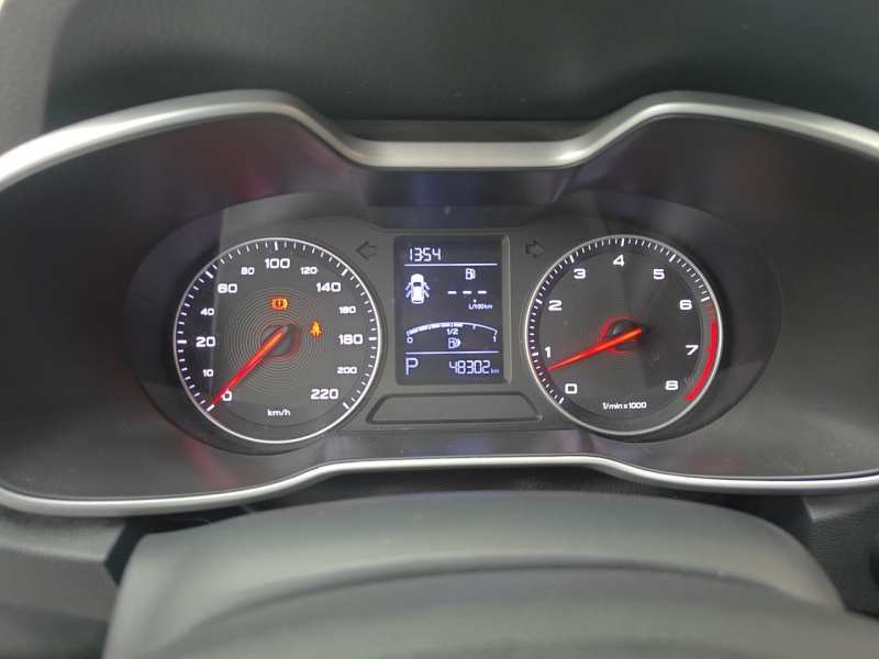 Used MG ZS 2017 1.5L Automatic Luxury Edition — 13
