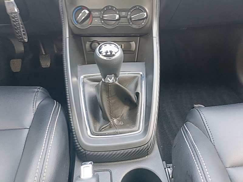 Used MG ZS 2020 Global Bestseller with 1.5L Engine Manual Transmission and a Massive 65-Inch Panoramic Sunroof Version — 13