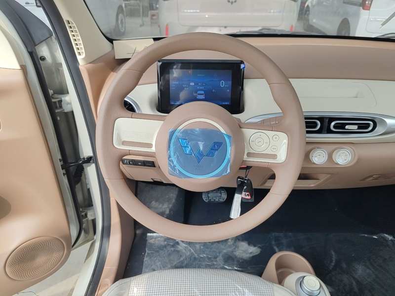 Used Wuling Hongguang MINIEV 2025 Four-Door Version Advanced Edition — 10